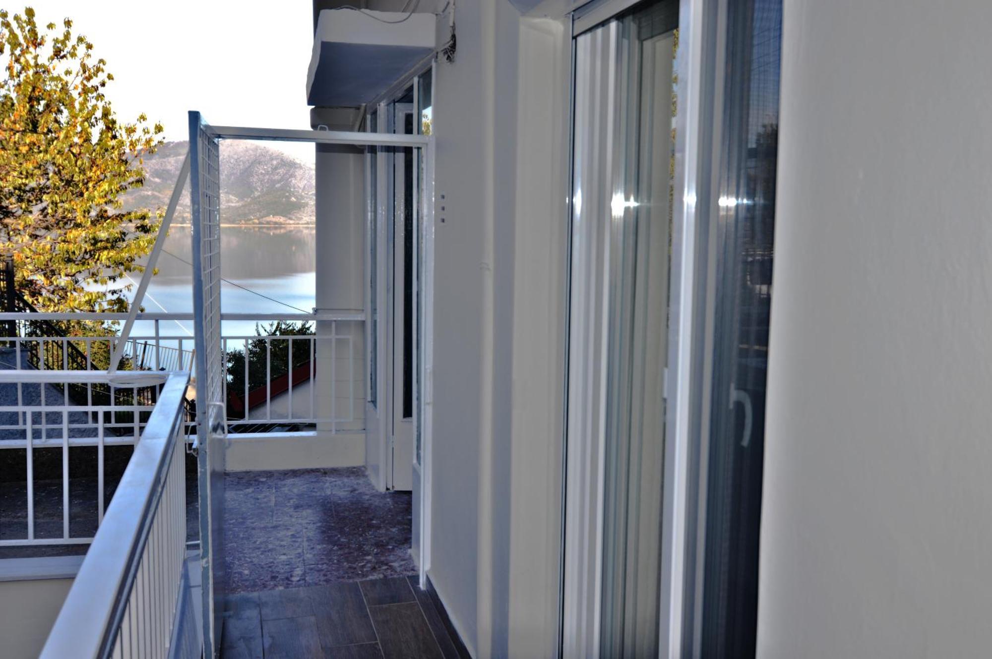 Fanis And Olgas Cozy Stay Kastoria Exterior photo